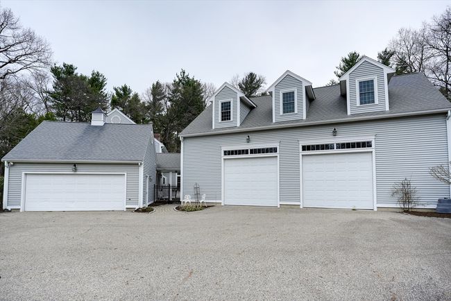 391 Concord Rd, House other with 4 bedrooms, 4 bathrooms and 6 parking in Marlborough MA | Image 5