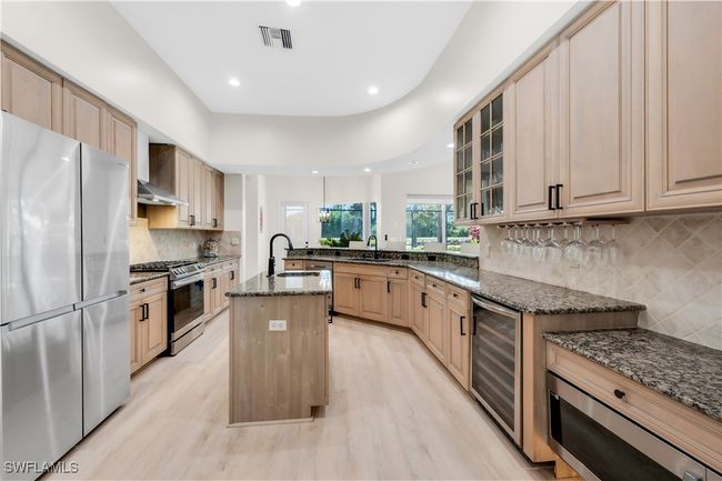 20182 Buttermere Ct, House other with 4 bedrooms, 4 bathrooms and null parking in ESTERO FL | Image 6