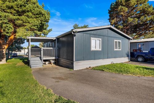 8 Royal Loop, West Richland, WA, 99353 | Card Image