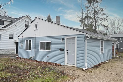 130 Traymore Blvd, Eastlake, OH, 44095-1024 | Card Image