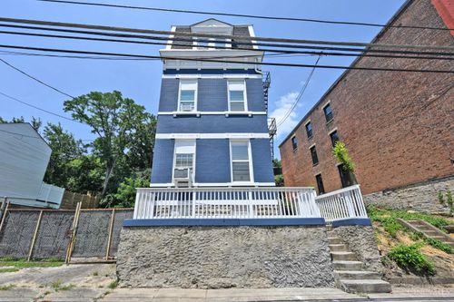 458 W Mcmicken Ave, Cincinnati, OH, 45214-1990 | Card Image