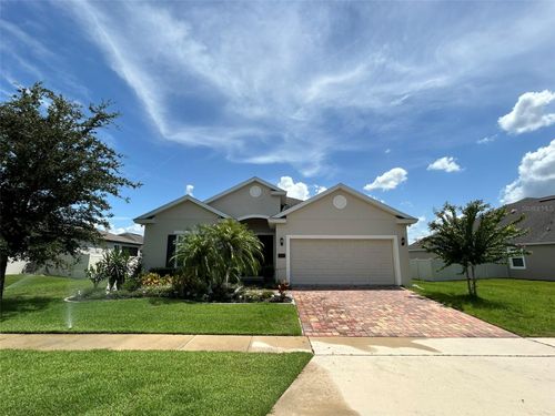 220 Messina Place, HOWEY IN THE HILLS, FL, 34737 | Card Image