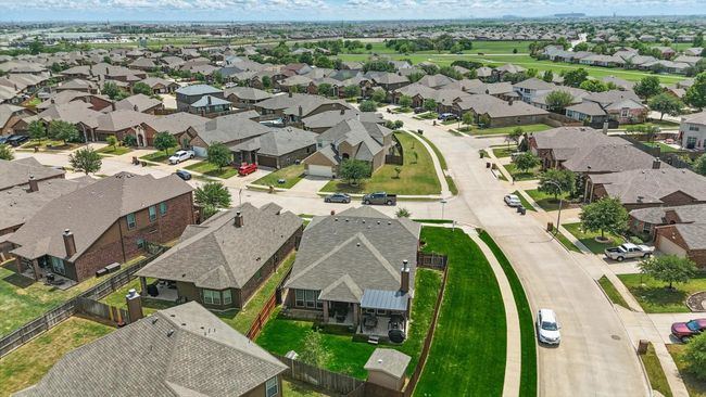 Bird's eye view featuring a residential view | Image 39