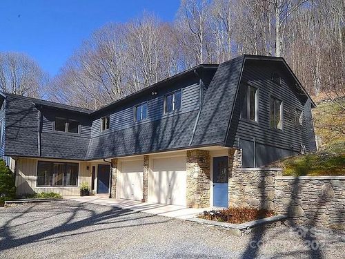 617 Norton Fork Rd, Hot Springs, NC, 28743-7217 | Card Image