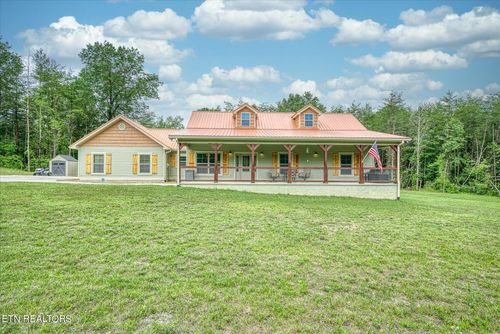 8839 Hebbertsburg Rd, Crab Orchard, TN, 37723-1900 | Card Image