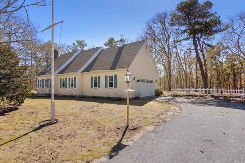 263 Spruce Rd, Harwich, MA, 02645-2040 | Card Image