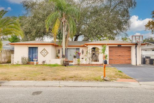 3322 Fairmount Dr, HOLIDAY, FL, 34691-4850 | Card Image