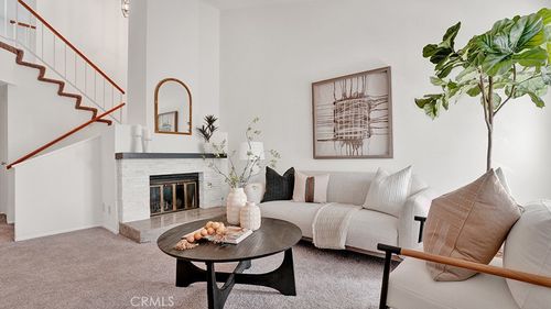 550 N Wake Forest, Anaheim, CA, 92801 | Card Image