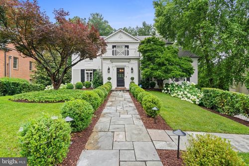 8 Farmington Ct, CHEVY CHASE, MD, 20815-4829 | Card Image