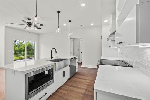 207-3319 Se Mp Pkwy, Bentonville, AR, 72712 | Card Image