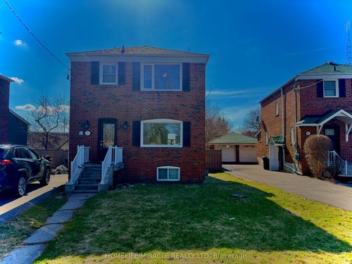 12 Roselm Rd, Scarborough, ON, M1R3Y6 | Card Image