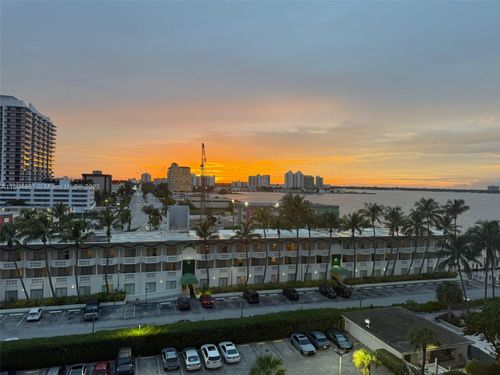 apt-8n-1865 79th Street Cswy, North Bay Village, FL, 33141-4211 | Card Image