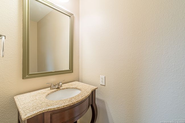 137 Weeping Way, House other with 3 bedrooms, 3 bathrooms and null parking in Cibolo TX | Image 8