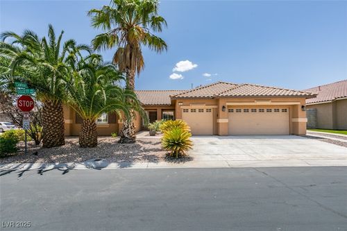 1453 Doggett Ave, Las Vegas, NV, 89123-5327 | Card Image