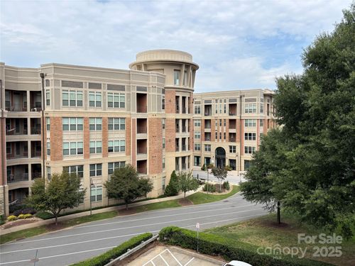 4620 Piedmont Row Dr, Charlotte, NC, 28210-4287 | Card Image