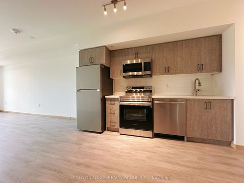 211-3429 Sheppard Ave E, Toronto, ON, M1T0C2 | Card Image