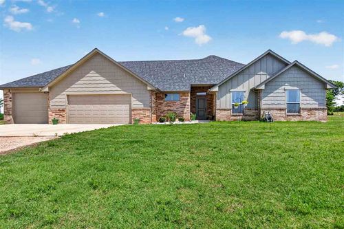 3208 E Kerntke Ave, Stillwater, OK, 74075 | Card Image