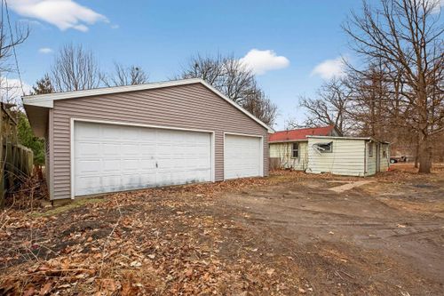 143 Chicago St, Waterloo, IA, 50701-2878 | Card Image