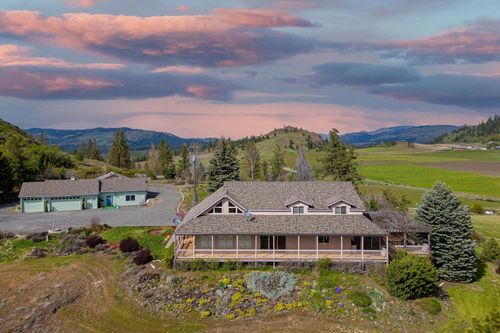 5061 Hunters Campground Rd, Hunters, WA, 99137-5109 | Card Image
