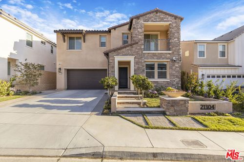 21304 Wildflower Way, Chatsworth, CA, 91311-1355 | Card Image
