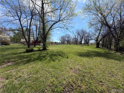 22144 Gresham Ln, Lebanon, MO, 65536-5809 | Card Image