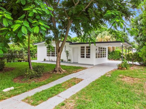 600 Ne 44th St, Deerfield Beach, FL, 33064-4707 | Card Image