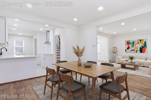 5276 Bedford St, Detroit, MI, 48224-2653 | Card Image