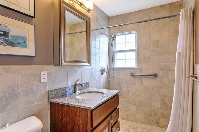 APT-3C - 33 Bullocks Point Ave, Condo with 2 bedrooms, 2 bathrooms and 2 parking in Riverside RI | Image 21
