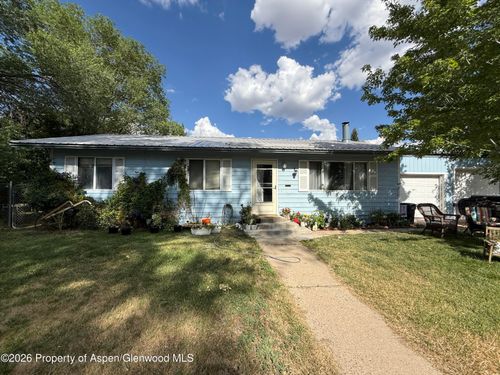 915 Washington St, Craig, CO, 81625-1725 | Card Image