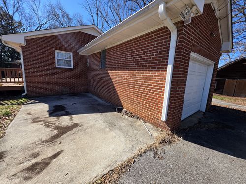 2001 Lacy Ln, Maryville, TN, 37801 | Card Image