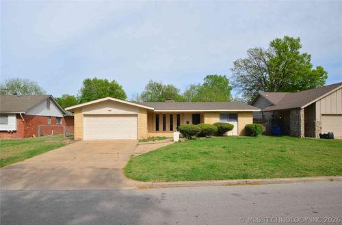 3821 S 93rd East Ave, Tulsa, OK, 74145-3447 | Card Image