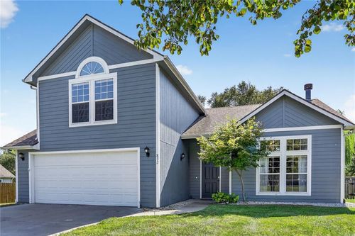 833 E 12th St, Eudora, KS, 66025-8921 | Card Image