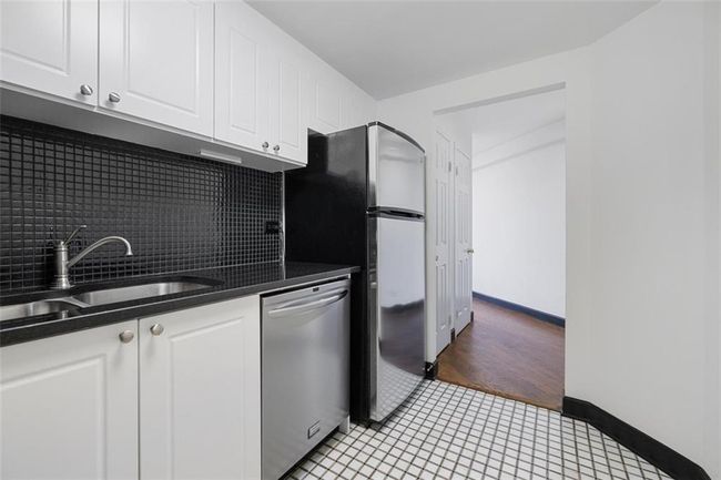 APT-1027 - 1501 Clairmont Rd, Condo with 2 bedrooms, 2 bathrooms and 1 parking in Decatur GA | Image 7