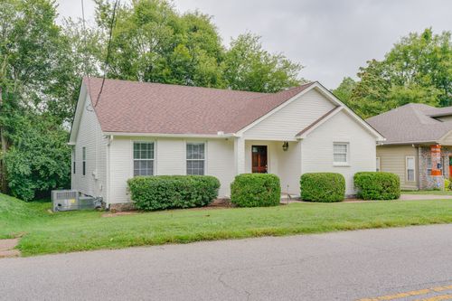 518 Acklen Park Dr, Nashville, TN, 37205-2304 | Card Image