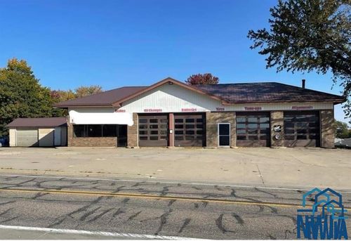 321 E Hawkeye Dr, Remsen, IA, 51050-1040 | Card Image