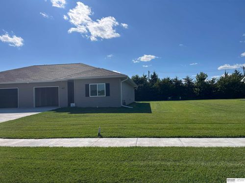 1681 Northland Dr, David City, NE, 68632-3000 | Card Image