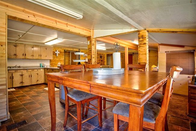 567 S Caney Loop, Home with 4 bedrooms, 2 bathrooms and 2 parking in Chester TX | Image 18