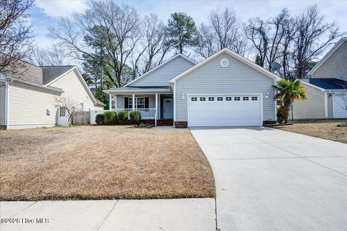 134 Meadow View Dr, New Bern, NC, 28562-3302 | Card Image