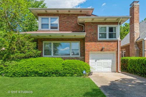 1621 Dobson Street, Evanston, IL, 60202 | Card Image