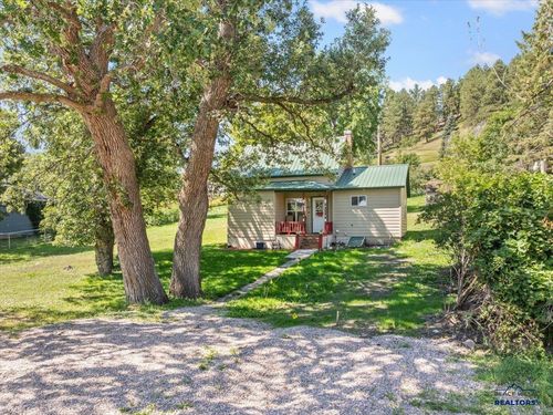 1017 Oak St, Whitewood, SD, 57793-2016 | Card Image