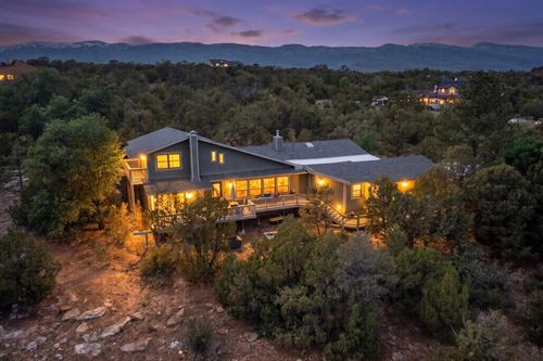 26 Sierra Vista Dr, Cedar Crest, NM, 87008-9466 | Card Image