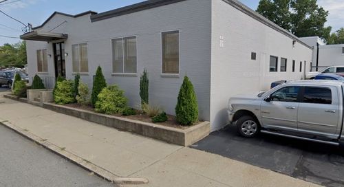 160 Georgia Ave, Providence, RI, 02905-4423 | Card Image