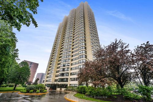 1702-8 Lisa St, Brampton, ON, L6T4S6 | Card Image