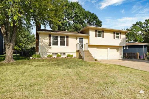 1308 Givens Rd, Manhattan, KS, 66503-2541 | Card Image