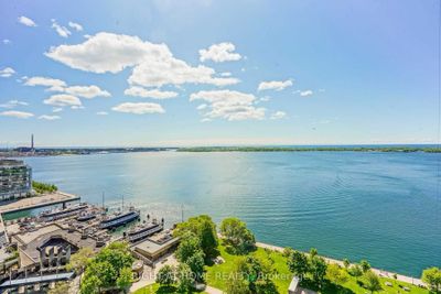 2212 - 33 Harbour Sq, Condo with 1 bedrooms, 1 bathrooms and 1 parking in Toronto ON | Image 1