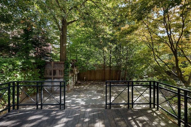 67 Chestnut Park Rd, House other with 5 bedrooms, 5 bathrooms and 4 parking in Toronto ON | Image 10