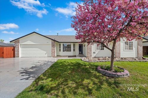 1042 W Pennwood St, Meridian, ID, 83642 | Card Image