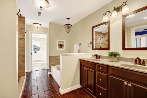 138 Tinkling Spring Rd, FISHERSVILLE, VA, 22939-2201 | Card Image