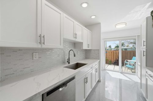 8-10875 Nw 29th Mnr, Sunrise, FL, 33322-1031 | Card Image