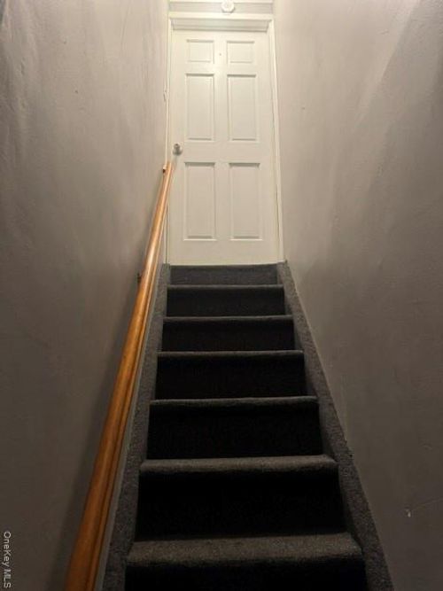 67 Saint George Dr, Shirley, NY, 11967-4313 | Card Image